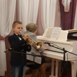 Учащиеся Детской музыкальной школы им. С.В. Рахманинова выступили с концертной программой для детей подготовительных групп детского сада № 29