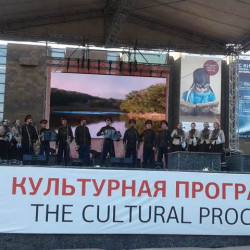 Продолжаются выступления новочеркасских коллективов в фан-зонах в г. Ростове-на-Дону