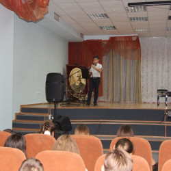 В Детской музыкальной школе им. П.И. Чайковского состоялся концерт в память о жертвах террористичеких актов в России