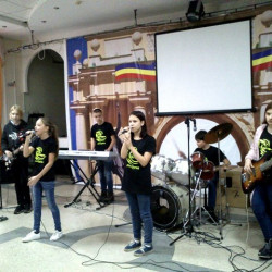 Детская рок-группа =ШТОРМ= выступила на закрытии года волонтера