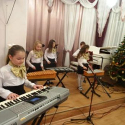 В Детской музыкальной школе им. С.В. Рахманинова прошла вереница Новогодних вечеров