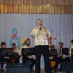 В Новочеркасской специальной школе-интернате № 33 прошел концерт ансамбля "Донские узоры"