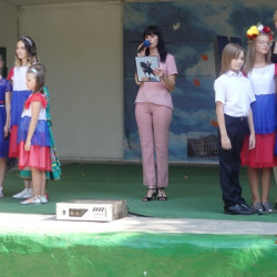 Сотрудники Городского Дома Культуры провели мероприятия, посвященные Дню государственного флага России, в центре города