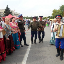 В Новочеркасске состоялась очередная сельскохозяйственная ярмарка