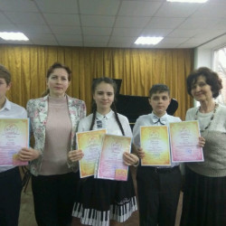 Учащиеся Детской музыкальной школы им. П.И. Чайковского стали победителями областной теоретической олимпиады