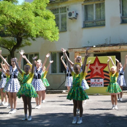 В сквере возле Дворца культуры мкр. Донской прошли мероприятия, посвященные Дню памяти и скорби