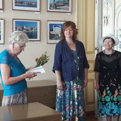 В Центральной городской библиотеке им. А.С. Пушкина состоялось состоялась открытие выставки Л.М. Подкосовой