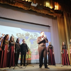 День народного единства отметили в микрорайоне Октябрьский чередой мероприятий