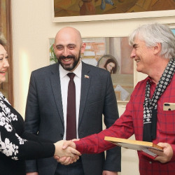 В Доме-музее Крылова открылась выставка «Молодые художники Дона и Кубани»
