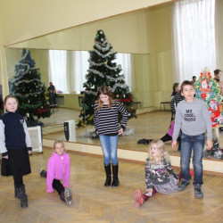 Праздник Рождества Христова отметили в Доме культуры мкр. Ключевое  праздничной программой,
