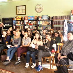 В Центральной городской библиотеки им. А.С. Пушкина прошла встреча со студентками новочеркасских колледжей