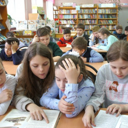Отдел детской литературы библиотеки имени А.П.Чехова  в седьмой раз принял участие в 12 международной акции "Читаем детям о войне"