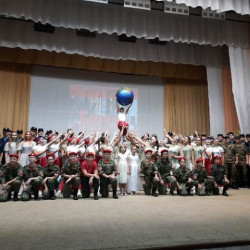 В  клубе 19 военного городка   прошёл концерт - реквием «Мама, так хочется жить!», посвященный Дню солидарности в борьбе с терроризмом