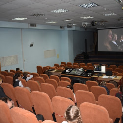 В Виртуальном зале ДМШ им. П.И. Чайковского прошли видеотрансляции концертов из Московской филармонии