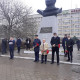 В Новочеркасске прошло торжественное возложение цветов к памятнику Героя Советского Союза летчику – космонавту Юрию Гагарину