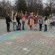 На площади перед Домом культуры мкр. Октябрьский прошла детская игровая программа «Весенняя радуга»